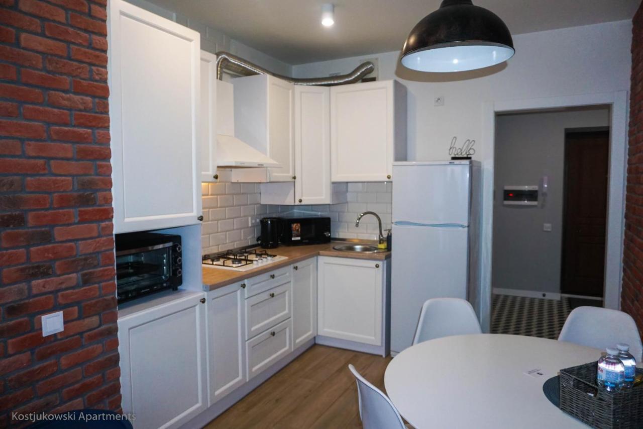 Kostjukowski Apartments Shevchenka 60 Лвив Екстериор снимка