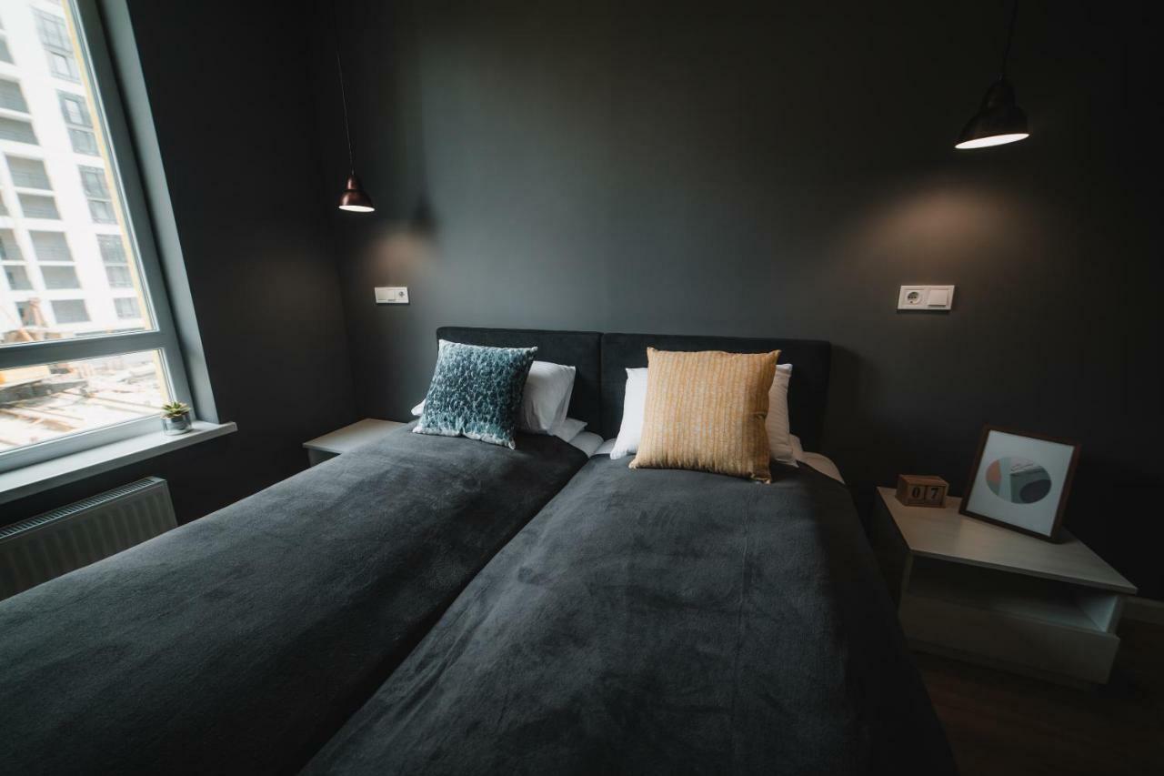 Kostjukowski Apartments Shevchenka 60 Лвив Екстериор снимка