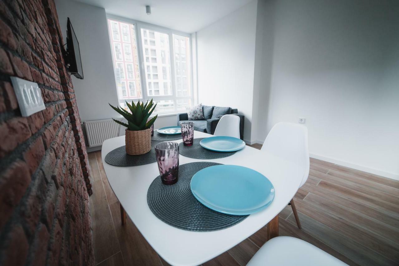 Kostjukowski Apartments Shevchenka 60 Лвив Екстериор снимка