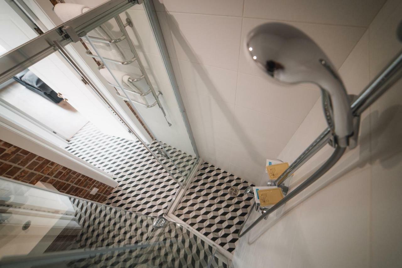 Kostjukowski Apartments Shevchenka 60 Лвив Екстериор снимка